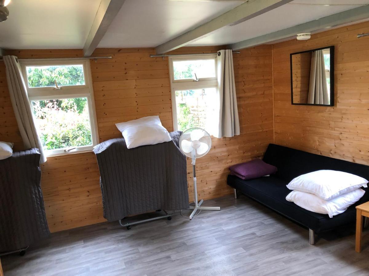 Bungalow "Les Randonneurs" Lacapelle-Marival エクステリア 写真